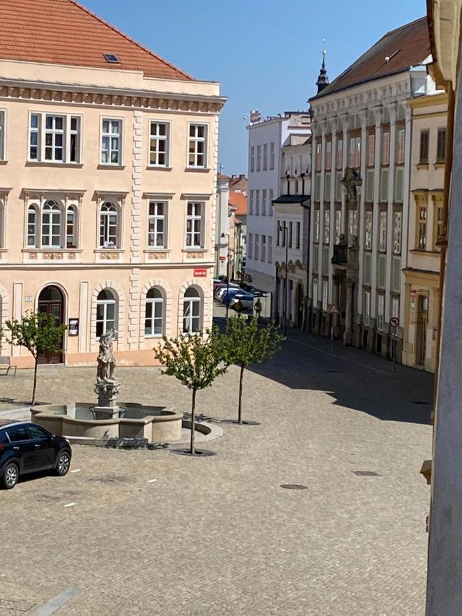 Rezidence Zvon Hotel Znojmo Exterior foto