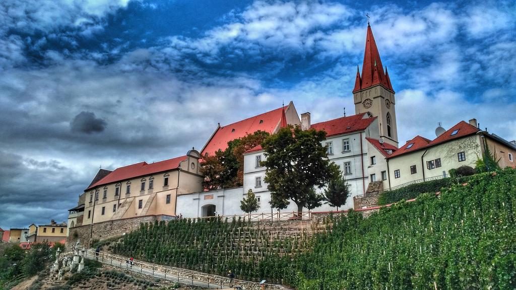 Rezidence Zvon Hotel Znojmo Exterior foto